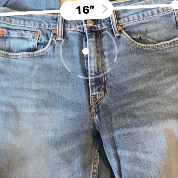 DONATED. Levi Strauss & Co jeans - Picture 8 of 8